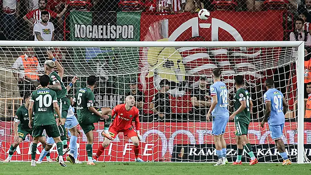 Konyaspor'un kalesi düştü!
