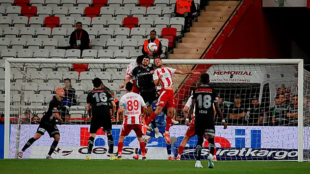 Konyaspor'un serisi sona erdi! Atamayana atarlar