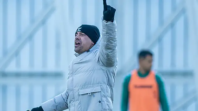 Konyaspor'un teknik patronu Çağdaş Atan, Fenerbahçe'ye karşı kazanamıyor!