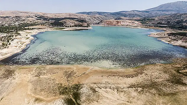 Konya'ya içme suyu sağlayan barajdaki doluluk oranı kritik seviyeye düştü