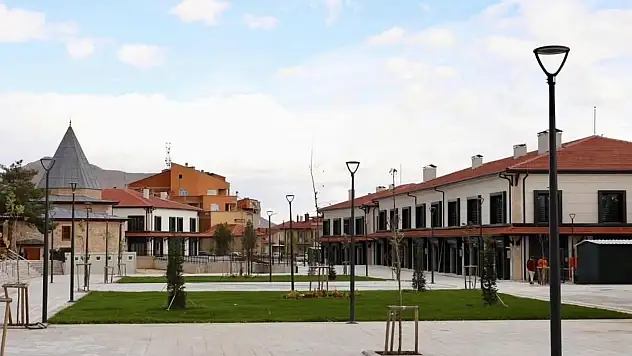 Konya'ya Osmanlı Kent Meydanı geliyor