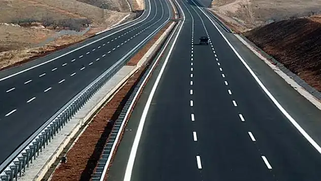Köprü ve otoyol geçiş ücretlerine zam! Yeni tarifeler belli oldu