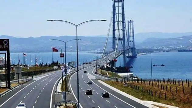 Köprü ve otoyol zammı ertelendi, fark iade edilecek