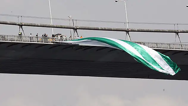 Köprüye dev Konyaspor bayrağı asılacak
