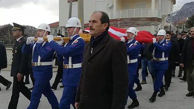 Kore gazisi memleketi Konya'da son yolculuğuna uğurlandı