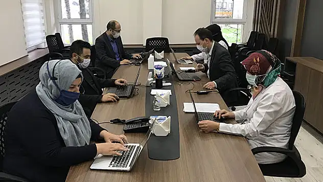 Koronavirüs ile mücadelenin gizli kahramanları: Filyasyon ekipleri