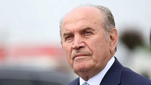 Koronavirüs tedavisi gören Topbaş'ın sağlık durumu ciddiyetini koruyor