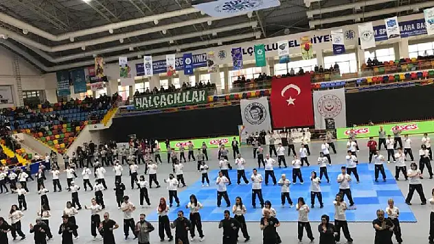 Koruma altındaki çocuklar Öz Savunma Sanatı Projesini tamamlayarak sertifikalarını aldı
