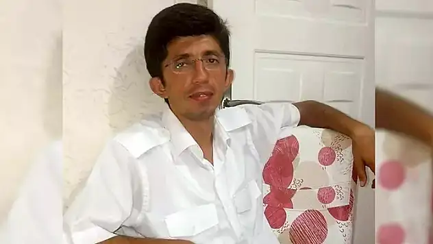 Korumak istediği arkadaşının eski sevgilisi tarafından öldürüldü
