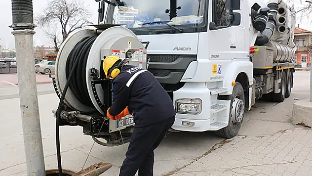 KOSKİ kombine temizlik yapıyor