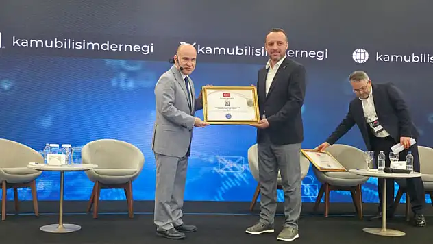 KOSKİ'ye 'Dijital Birliktelik Zirvesi'nde başarı belgesi