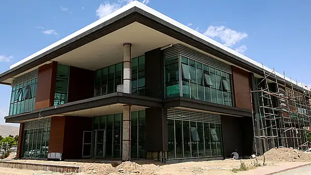 Kosova Mahalle Konağı tamamlanıyor