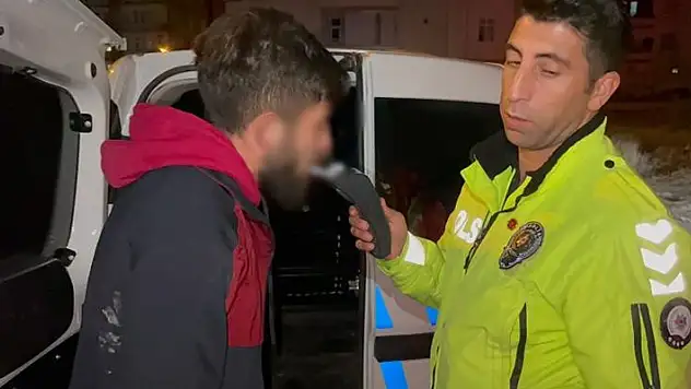 Kovalamaca sonucu yakalanan sürücüden ilginç savunma: Bana anons ettiğini ayıkmadım
