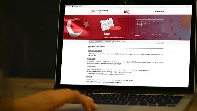 Kovid-19'a ilişkin kamudaki normalleşme süreci ve tedbirlere dair genelge yürürlükten kaldırıldı