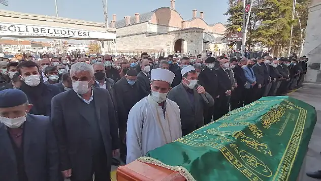 Kovid-19'a yenik düşen İller Bankası Konya Bölge Müdürü Demirci, Ereğli'de defnedildi
