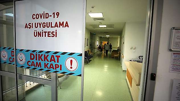 Kovid-19 aşısının uygulanacağı öncelikli gruplar belli oldu