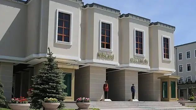 Kovid-19 tedbirlerine uymayan 150 iş yeri sahibine para cezası