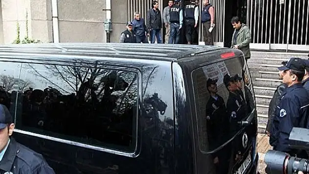 KPSS operasyonu: 61 gözaltı