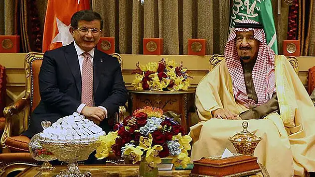 Kral Selman Başbakan Davutoğlu onuruna yemek verdi