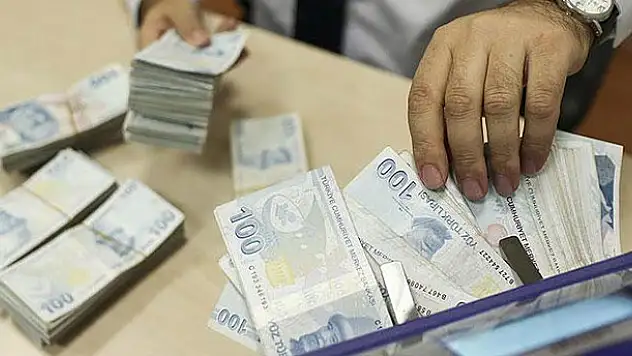 Kredi çekenler dikkat! Dosya masrafından alınan faiz tüketiciye geri ödenecek