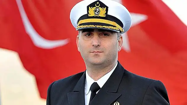 Kritik isme FETÖ'den dava açıldı!