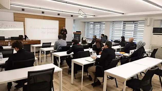 KSO'da kriz ve risk yönetimi anlatıldı
