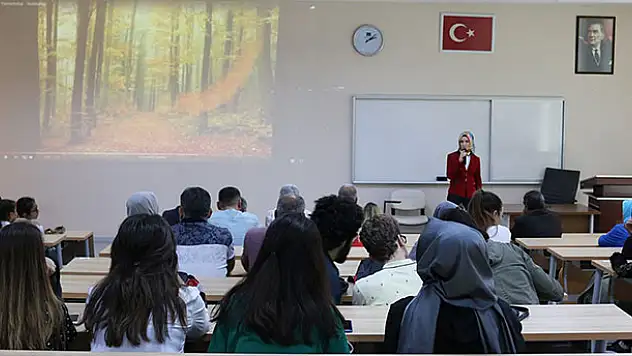 KTO Karatay'da 'Bir Hakk Aşığı Ladikli Ahmet Hüdai' söyleşisi