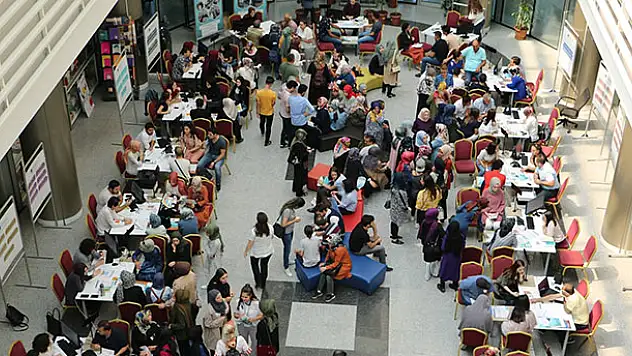 KTO Karatay'da 'YKS'de Akıllı Tercih Nasıl Yapılır' semineri düzenlendi