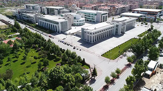 KTO Karatay istihdam oranlarında ilk sıralarda