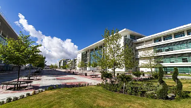 KTO Karatay Üniversitesi 11 araştırma görevlisi alacak
