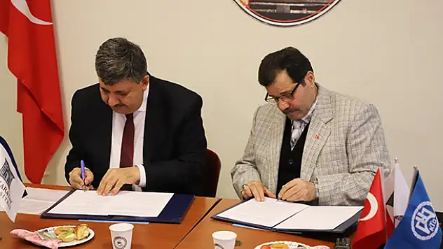 KTO Karatay Üniversitesi ile Meram Anadolu Lisesi arasında iş birliği