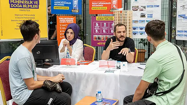 KTO Karatay Üniversitesi, Tercih ve Tanıtım Merkezi ile üniversite adaylarının yanında
