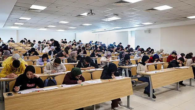 KTO Karatay'da üniversite adayları için TYT provası yapıldı