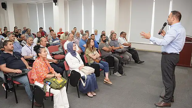 KTO Mesleki Eğitim Merkezi'nde eğitimlerini tamamlayan öğretmenler sertifikalarını aldı
