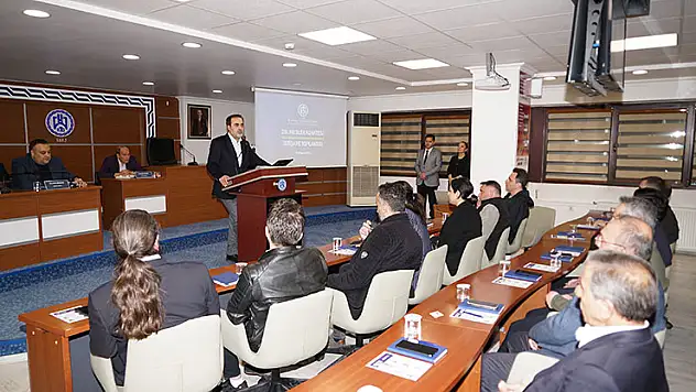 KTO'da meslek komiteleri bilgilendiriliyor