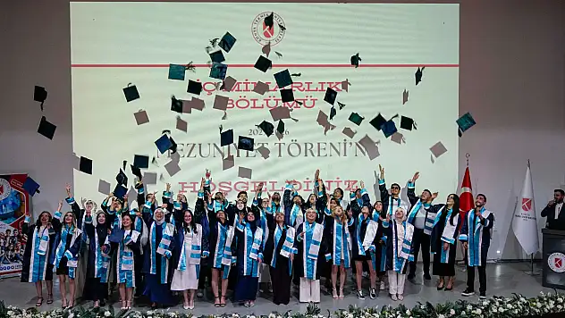 KTÜN'de genç mimarlar oldu