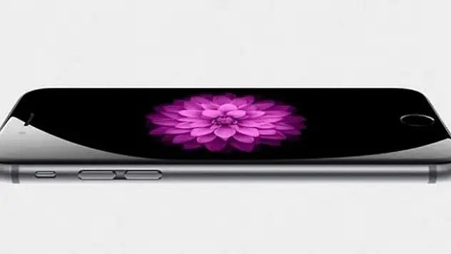Küçük iPhone isteyenlere müjde!