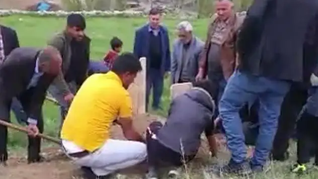 Küçük Nurcan gözyaşları arasında toprağa verildi