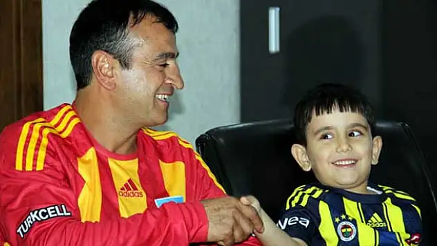 Küçük taraftar, Amigo Recai'ye tokat attıktan sonra barıştı