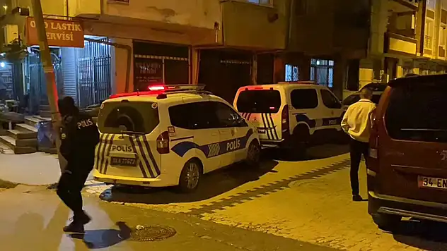 Küçükçekmece'de kendisinden haber alınamayan kadın, yaşadığı evde ölü bulundu
