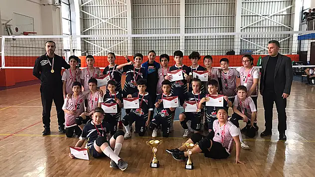 Küçükler Voleybol İl Birinciliği sona erdi