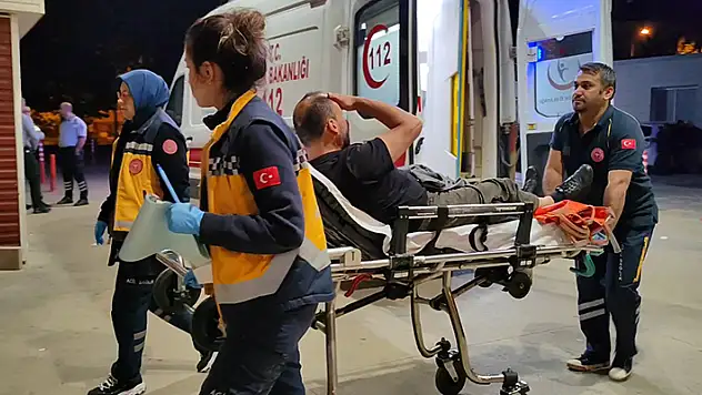 Küfreden kocasını bıçaklayan kadın adliyeye sevk edildi
