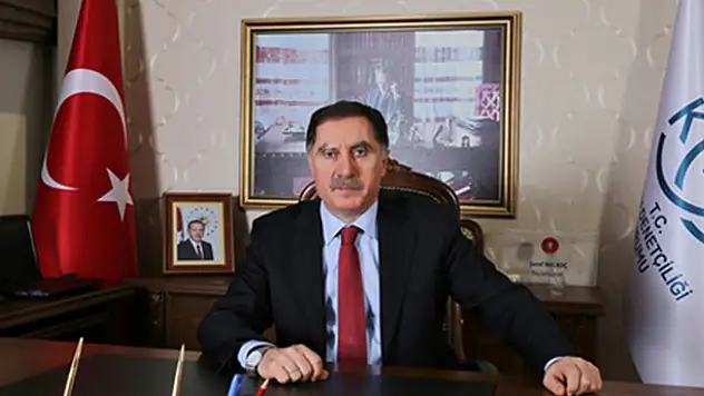 Kulağını çeken annesini ombudsmana şikayet etmiş