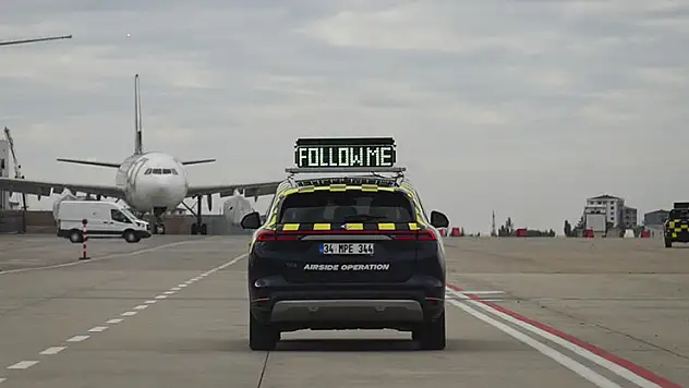 Kuledeki hava trafik kontrolörlerinin yerdeki keskin gözleri