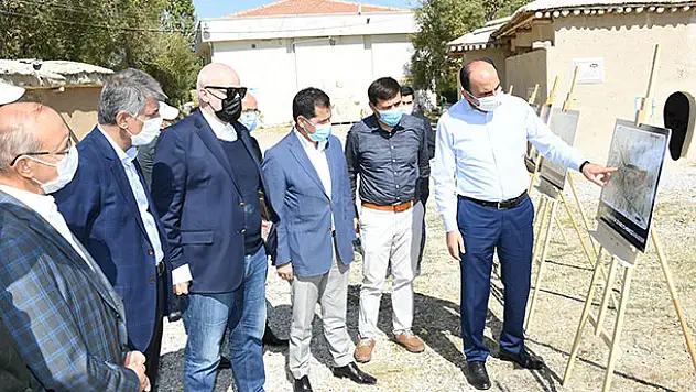 Kültür Bakan Yardımcısı Alpaslan Konya'nın tarihi alanlarını inceledi