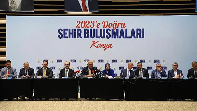 Kültür ve Turizm Bakanı Ersoy,  Konya'da '2023'e Doğru Şehir Buluşmaları' toplantısına katıldı