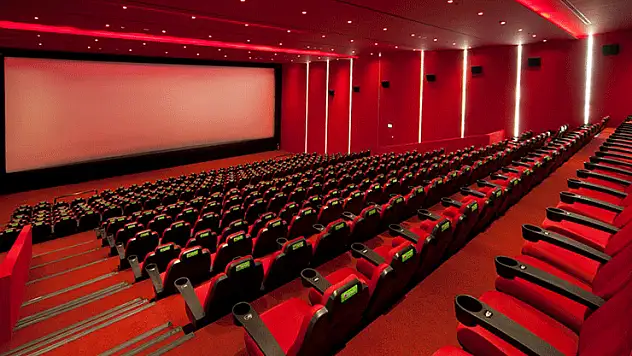 Kültür ve Turizm Bakanı sinemaseverlere müjdeyi verdi!