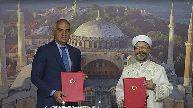 Kültür ve Turizm Bakanlığı ile Diyanet İşleri Başkanlığı arasında 'Ayasofya' protokolü imzalandı