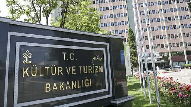 Kültür ve Turizm Bakanlığına, 500 sözleşmeli personel alınacak

