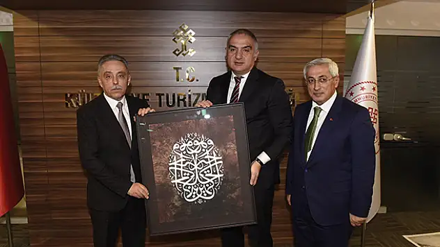 Kültür ve Turizm Bakanlığında, Konya projeleri konuşuldu